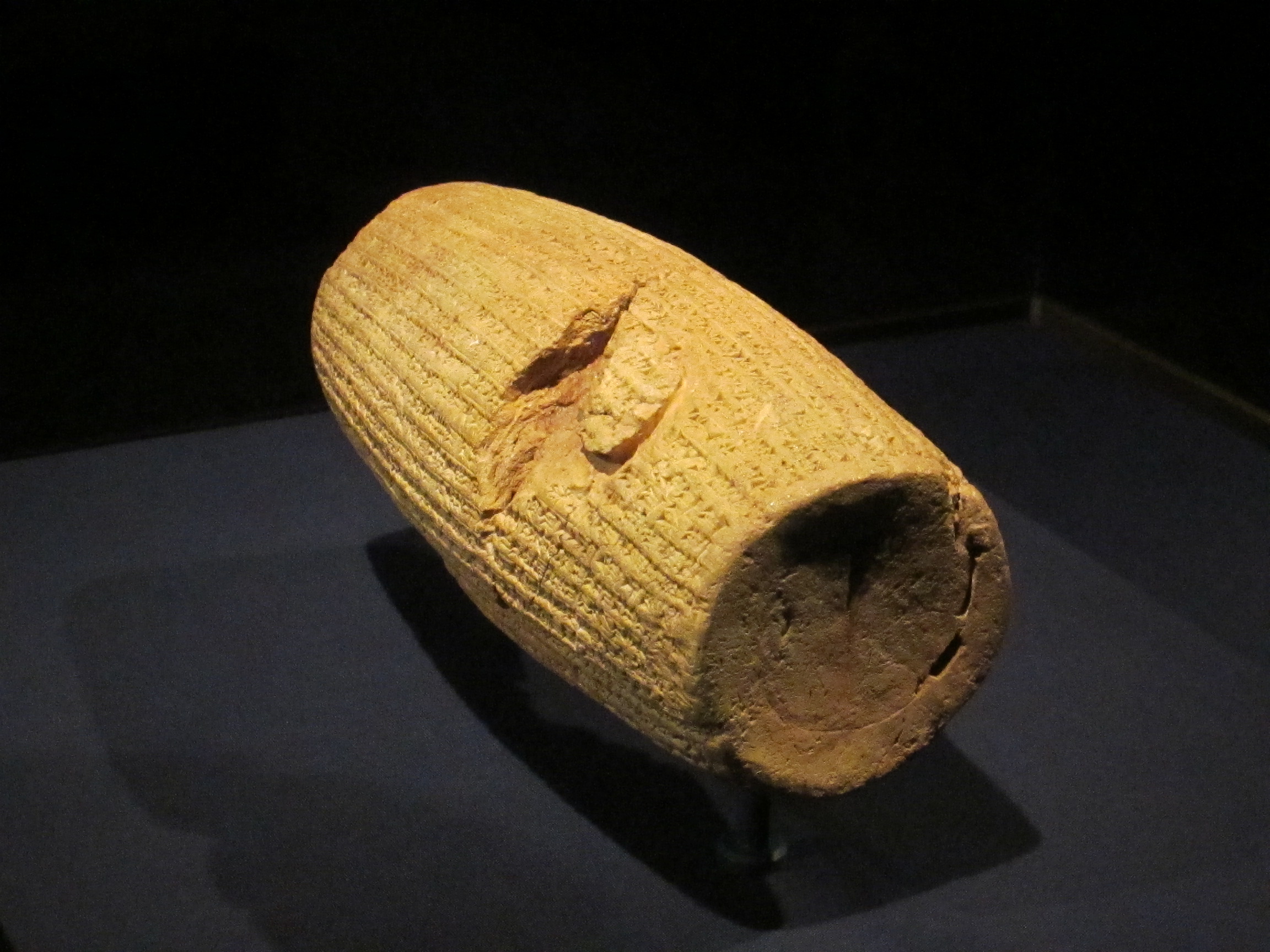 Cyrus Cylinder