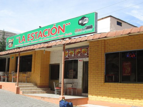 La Estación Near Alausi